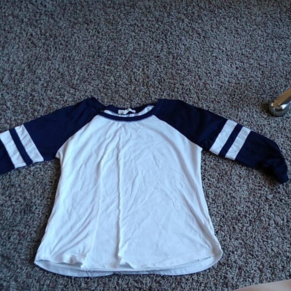 White and navy blue baseball t shirt